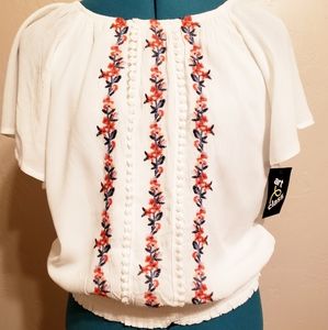 NWT Art Class Embroidered White  Flowy Shirt!